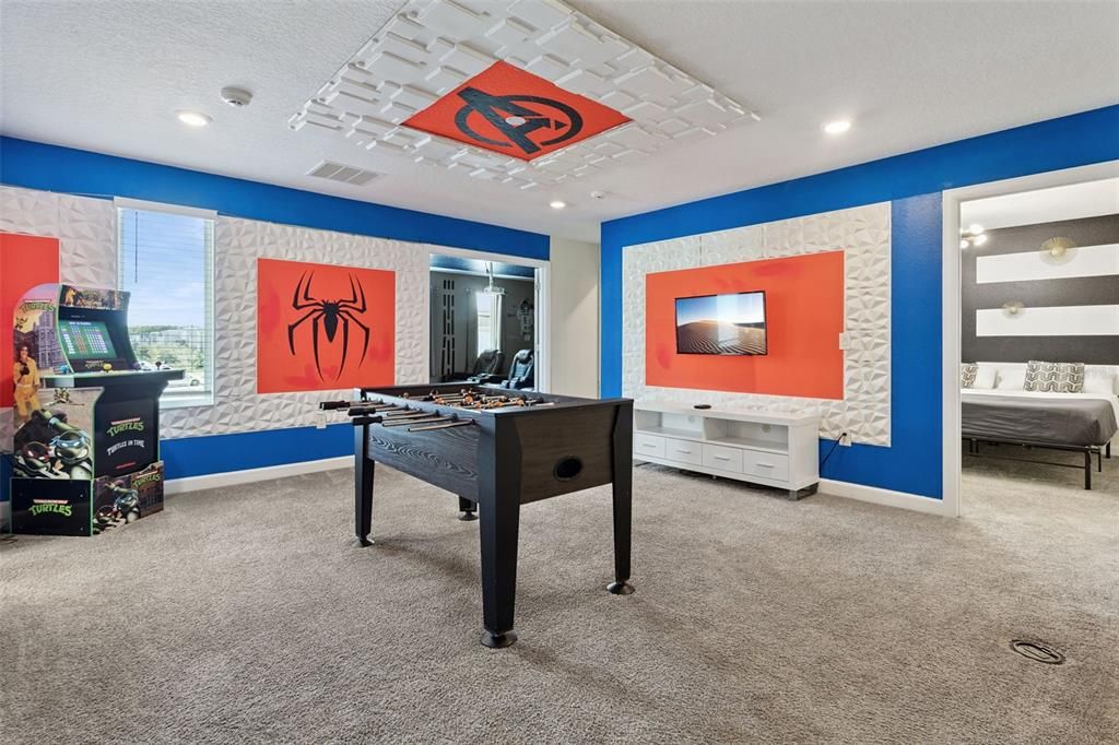 合同活跃: $790,000 (9 贝兹, 5 浴室, 4289 平方英尺)