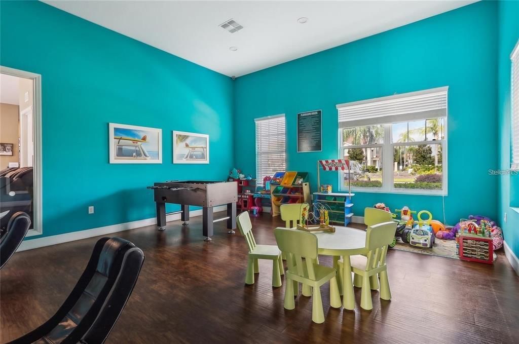 Active With Contract: $2,275 (4 beds, 3 baths, 1694 Square Feet)