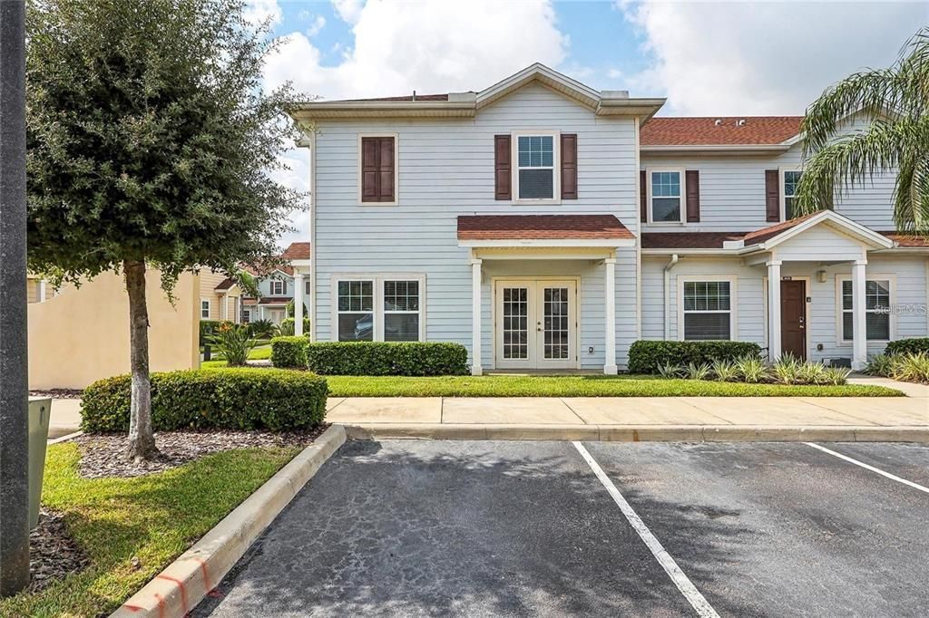 Active With Contract: $2,275 (4 beds, 3 baths, 1694 Square Feet)
