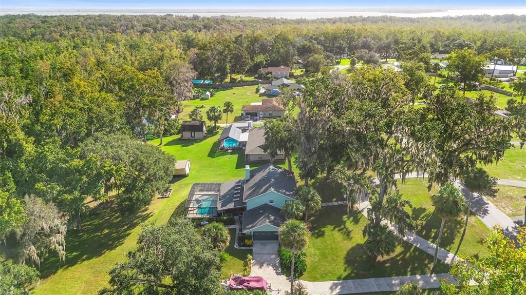 Active With Contract: $549,900 (4 beds, 2 baths, 2892 Square Feet)