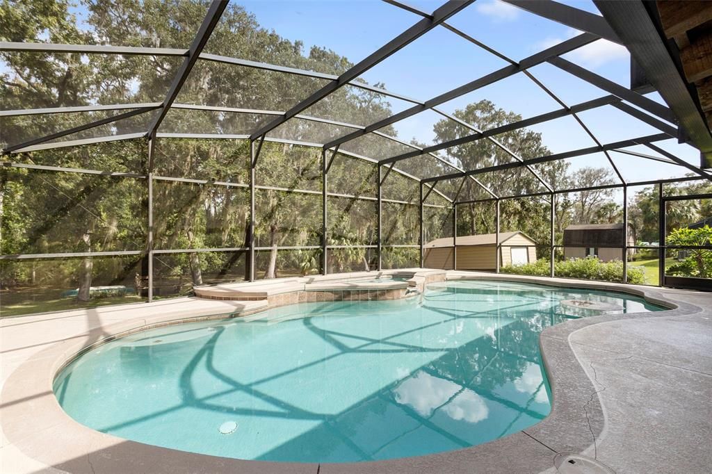 Active With Contract: $549,900 (4 beds, 2 baths, 2892 Square Feet)