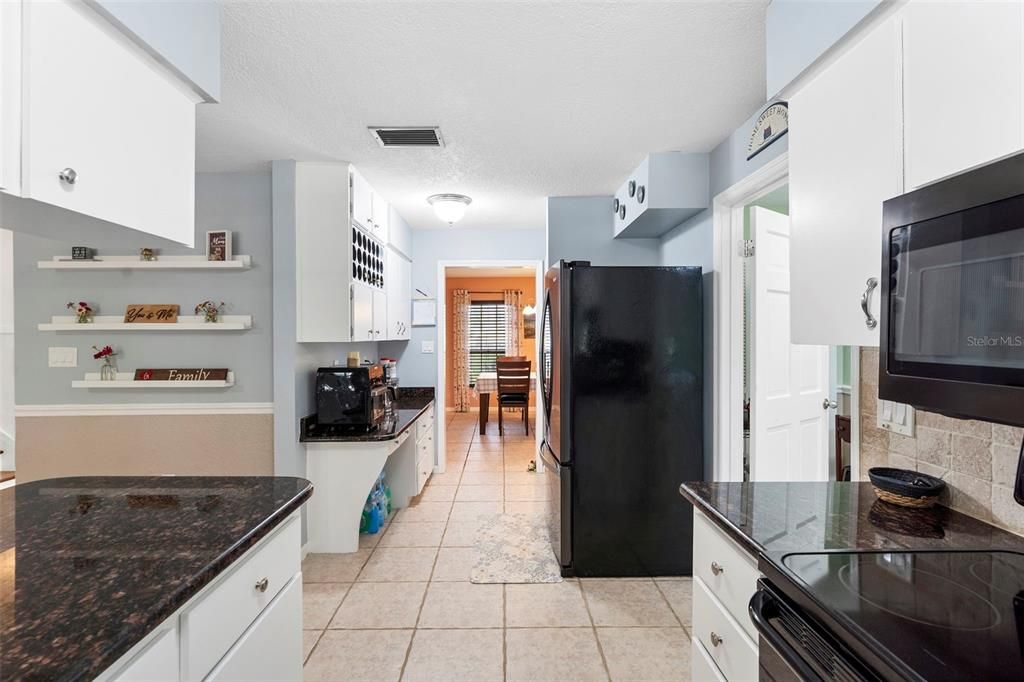 Active With Contract: $549,900 (4 beds, 2 baths, 2892 Square Feet)