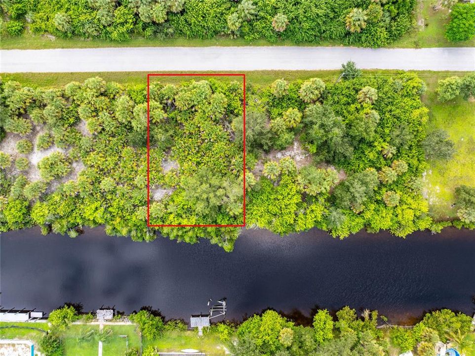 En Venta: $85,000 (0.23 acres)