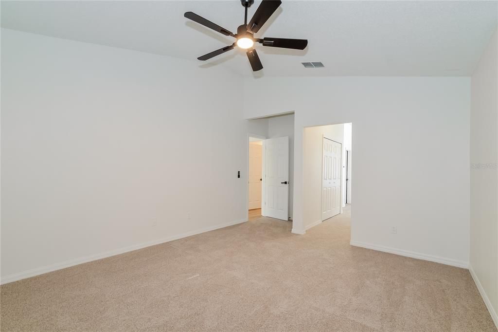 Active With Contract: $449,900 (4 beds, 2 baths, 2492 Square Feet)