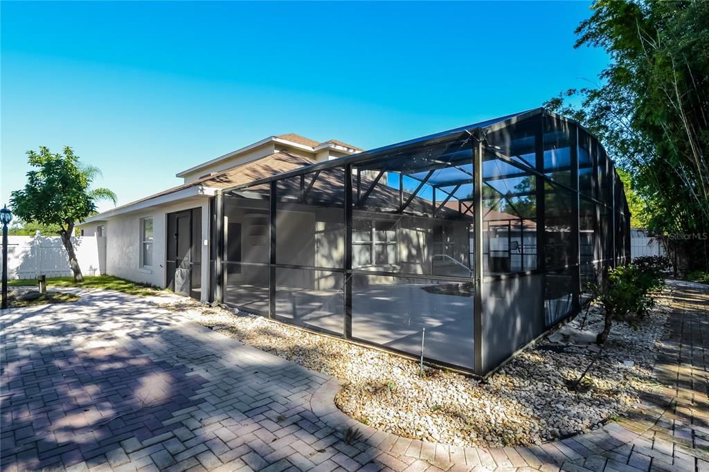 Active With Contract: $449,900 (4 beds, 2 baths, 2492 Square Feet)