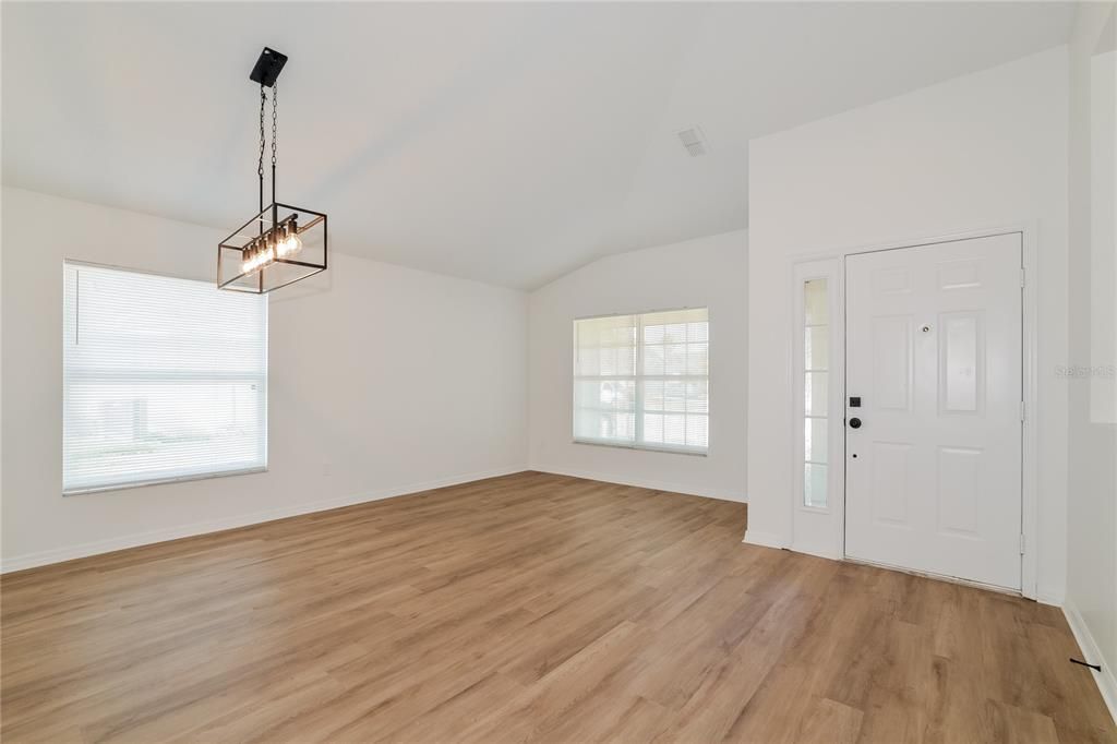 Active With Contract: $449,900 (4 beds, 2 baths, 2492 Square Feet)