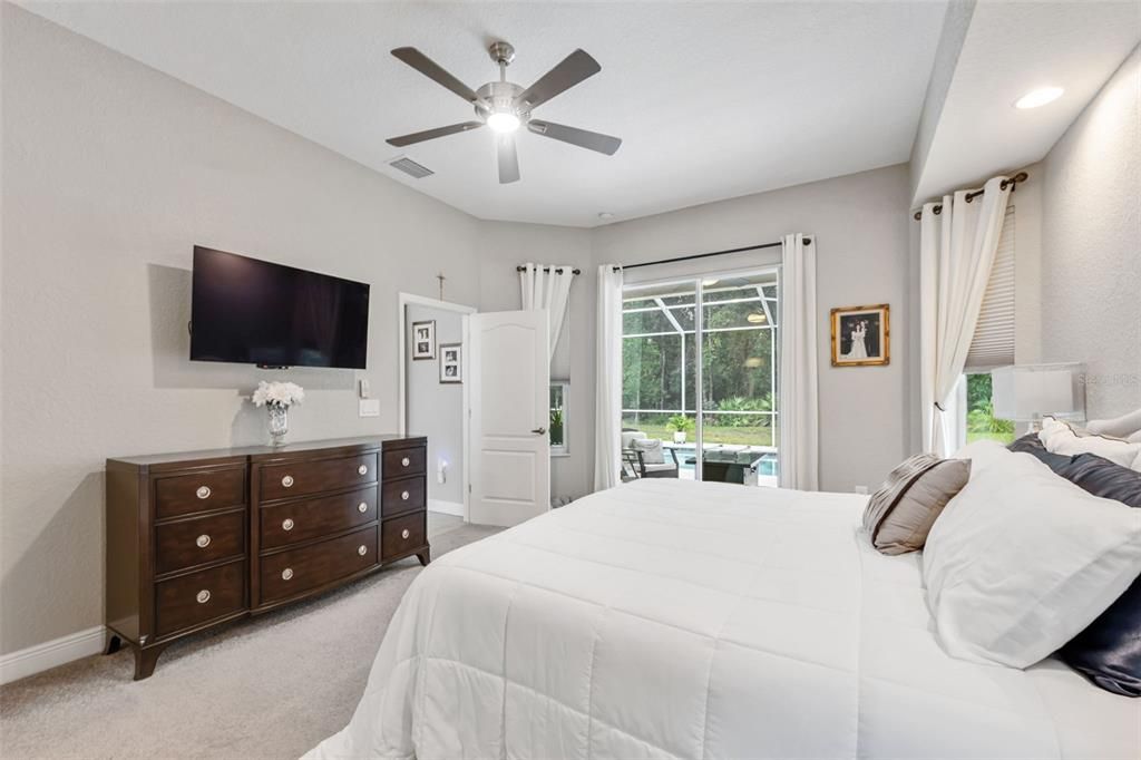 For Sale: $439,900 (3 beds, 2 baths, 2014 Square Feet)