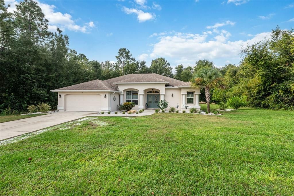 For Sale: $439,900 (3 beds, 2 baths, 2014 Square Feet)