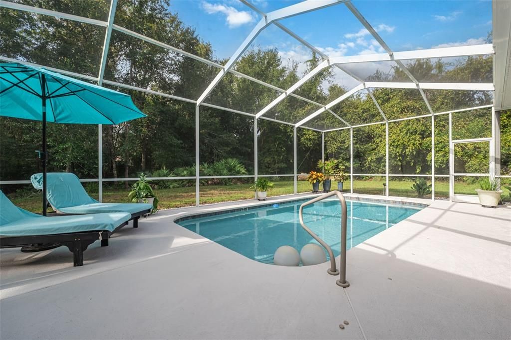 For Sale: $439,900 (3 beds, 2 baths, 2014 Square Feet)