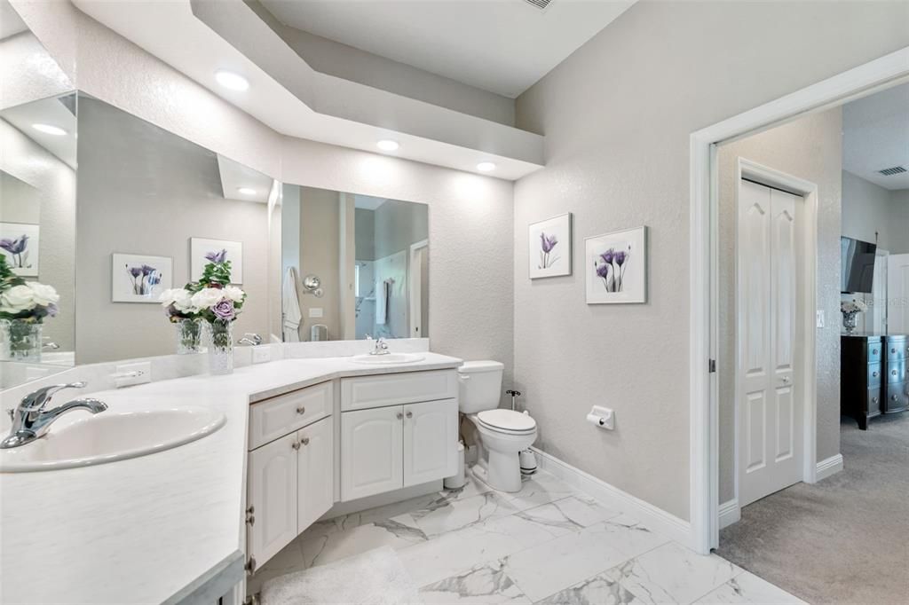 For Sale: $439,900 (3 beds, 2 baths, 2014 Square Feet)