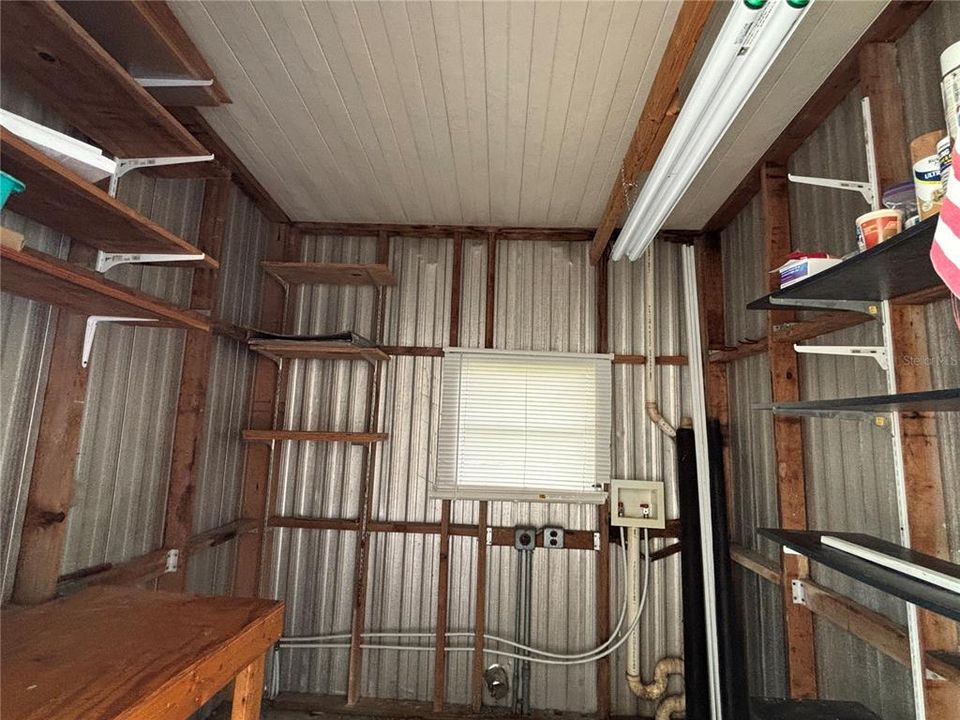 На продажу: $99,000 (2 спален, 2 ванн, 828 Квадратных фут)