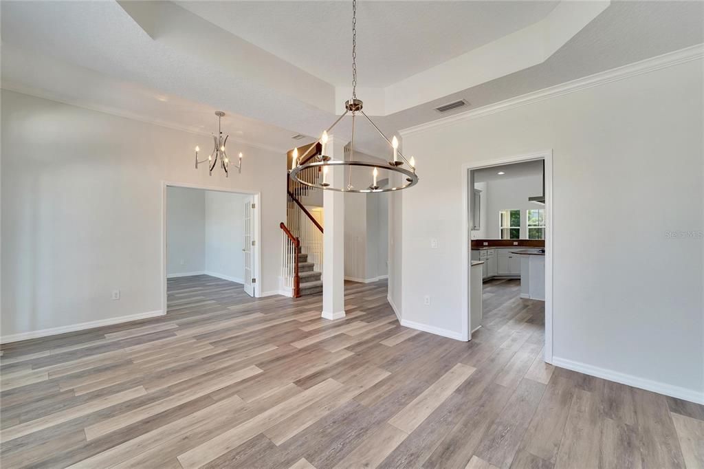 出租: $4,100 (4 贝兹, 3 浴室, 3772 平方英尺)