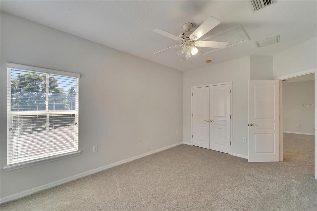 出租: $4,100 (4 贝兹, 3 浴室, 3772 平方英尺)