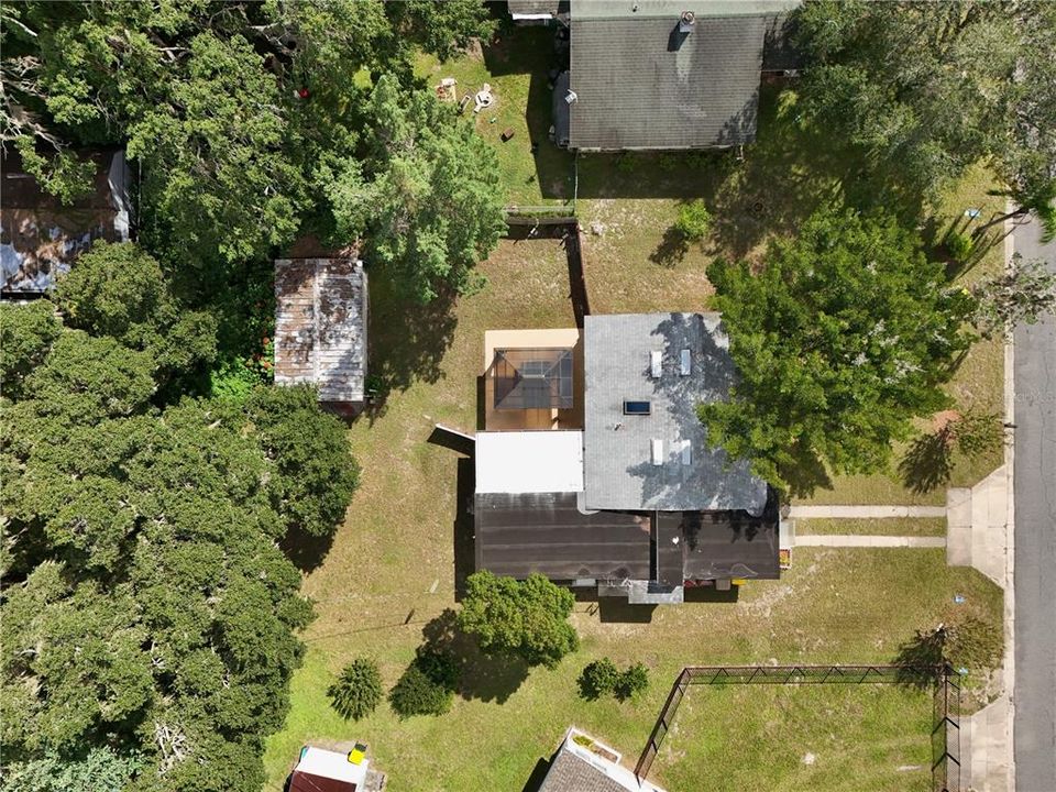 На продажу: $234,999 (2 спален, 2 ванн, 1287 Квадратных фут)