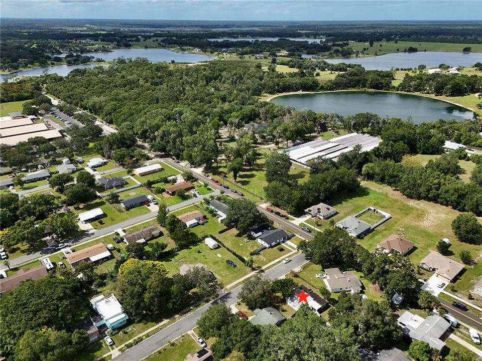 На продажу: $234,999 (2 спален, 2 ванн, 1287 Квадратных фут)