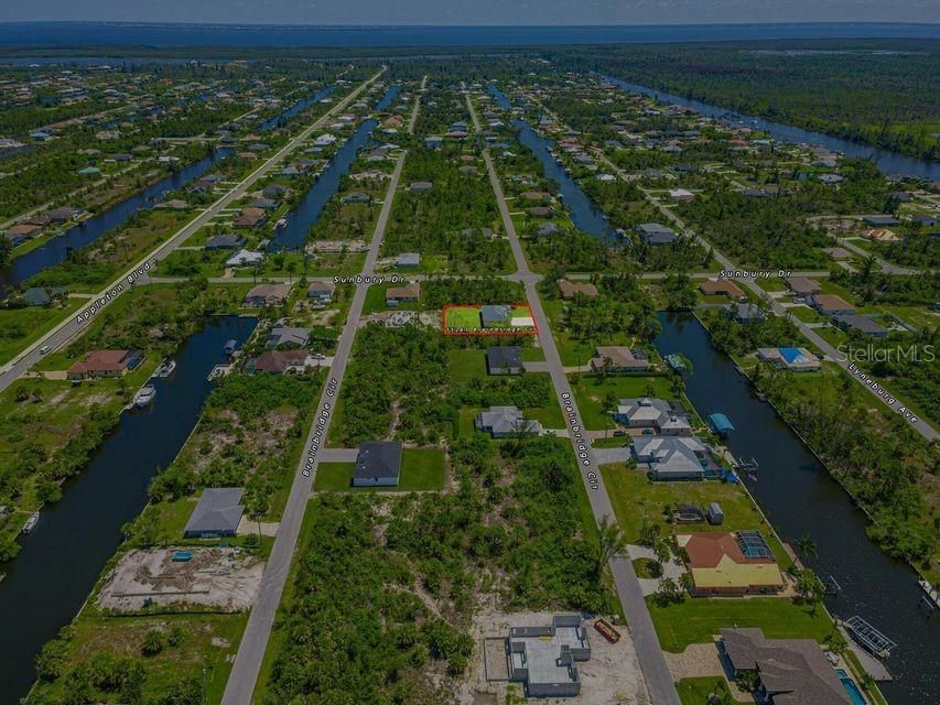 出租: $2,400 (4 贝兹, 2 浴室, 2587 平方英尺)