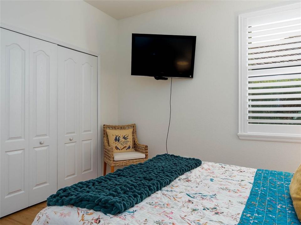 На продажу: $649,900 (4 спален, 2 ванн, 2243 Квадратных фут)