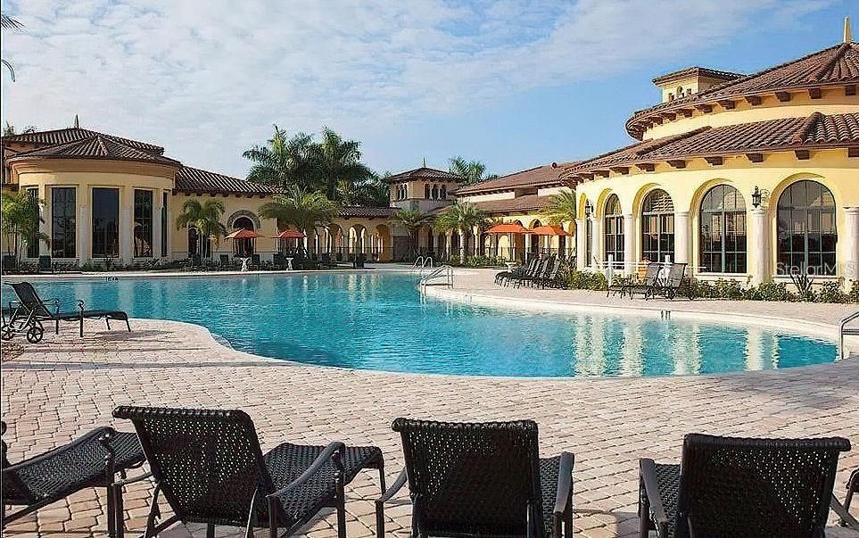 На продажу: $649,900 (4 спален, 2 ванн, 2243 Квадратных фут)