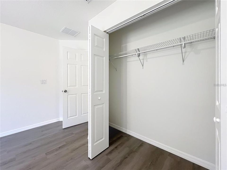 For Sale: $244,900 (3 beds, 2 baths, 1304 Square Feet)