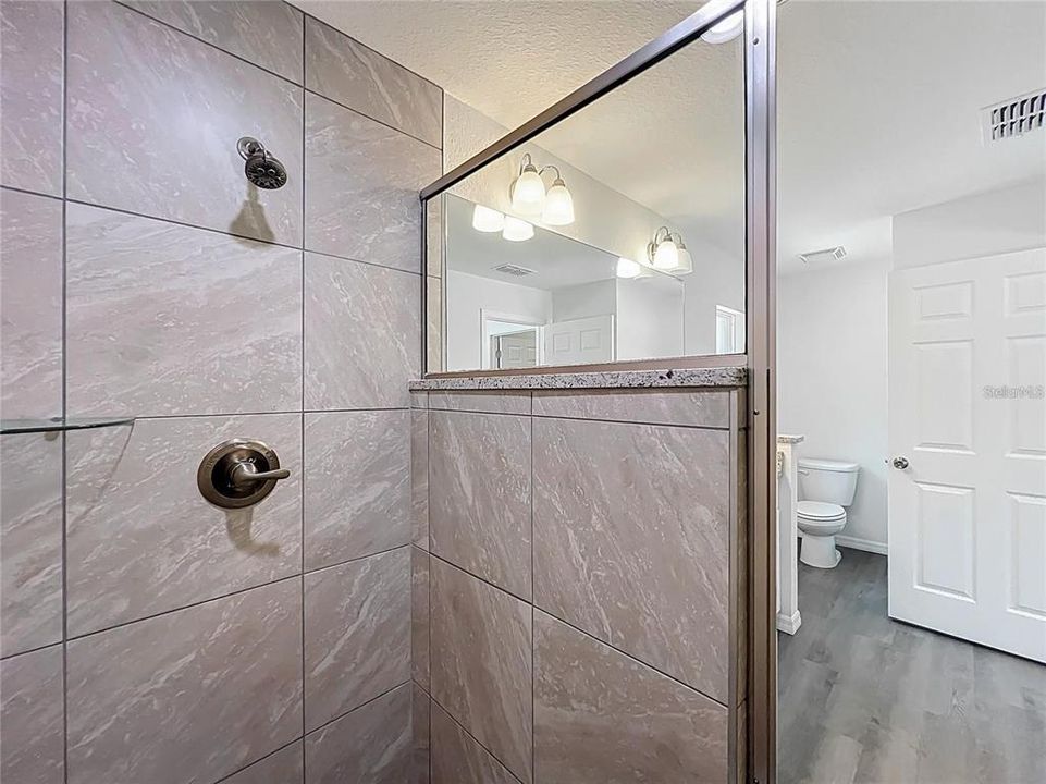 For Sale: $244,900 (3 beds, 2 baths, 1304 Square Feet)