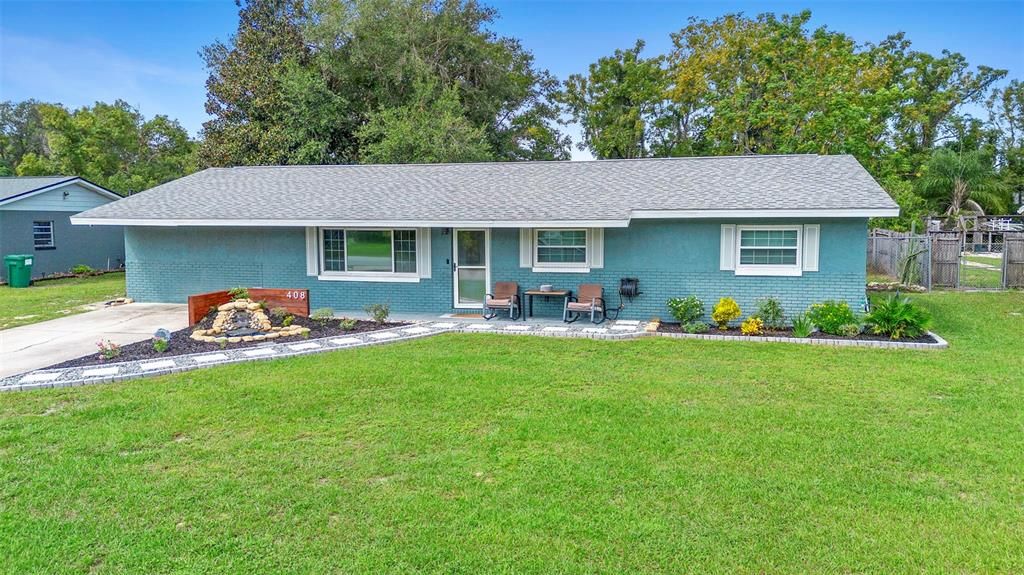 合同活跃: $258,500 (3 贝兹, 2 浴室, 1680 平方英尺)