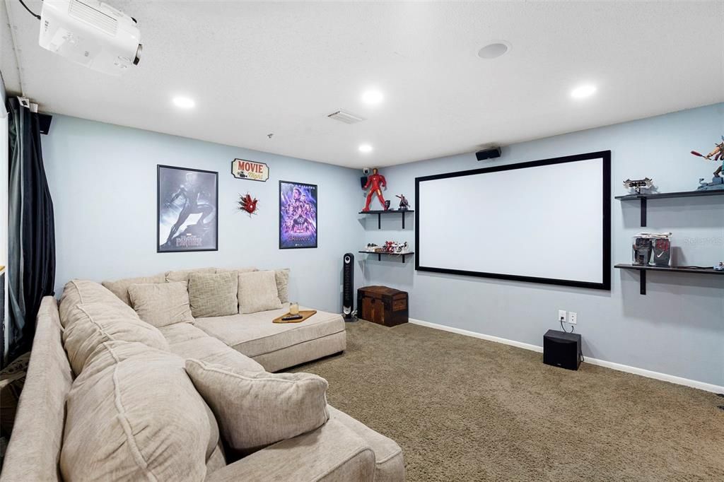 合同活跃: $258,500 (3 贝兹, 2 浴室, 1680 平方英尺)