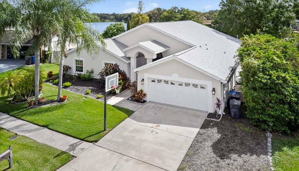 合同活跃: $649,000 (4 贝兹, 3 浴室, 3538 平方英尺)