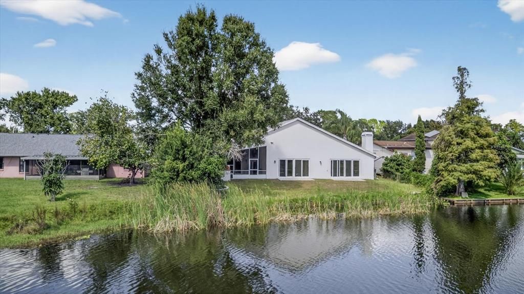 合同活跃: $649,000 (4 贝兹, 3 浴室, 3538 平方英尺)