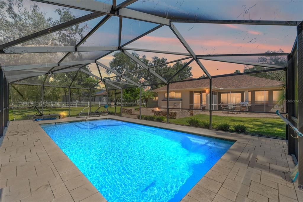 En Venta: $599,000 (3 camas, 2 baños, 2151 Pies cuadrados)