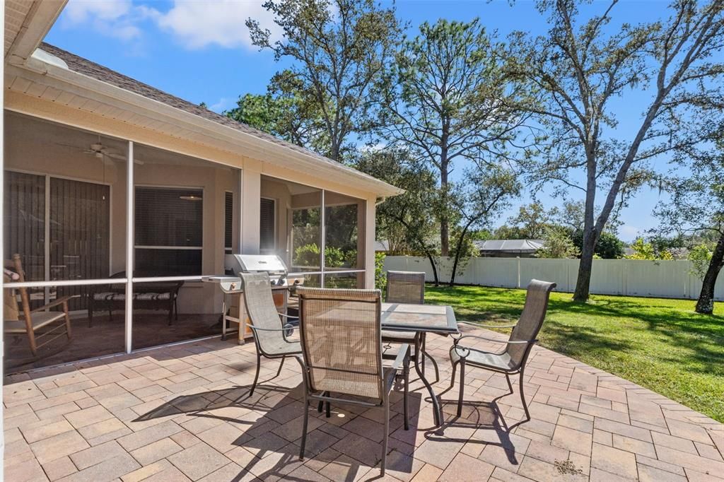 En Venta: $599,000 (3 camas, 2 baños, 2151 Pies cuadrados)