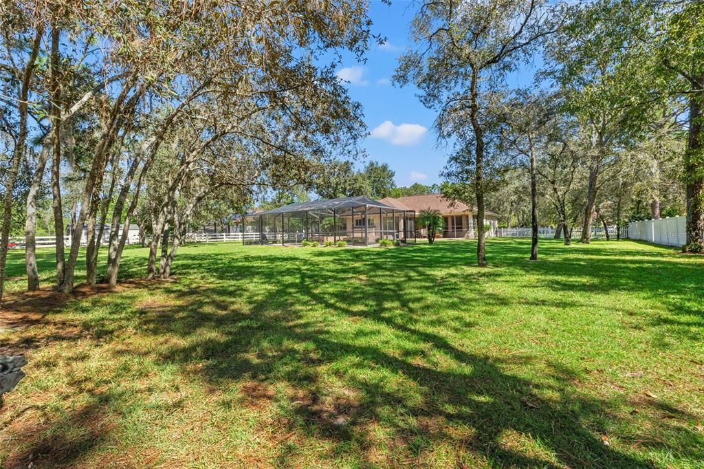 En Venta: $599,000 (3 camas, 2 baños, 2151 Pies cuadrados)