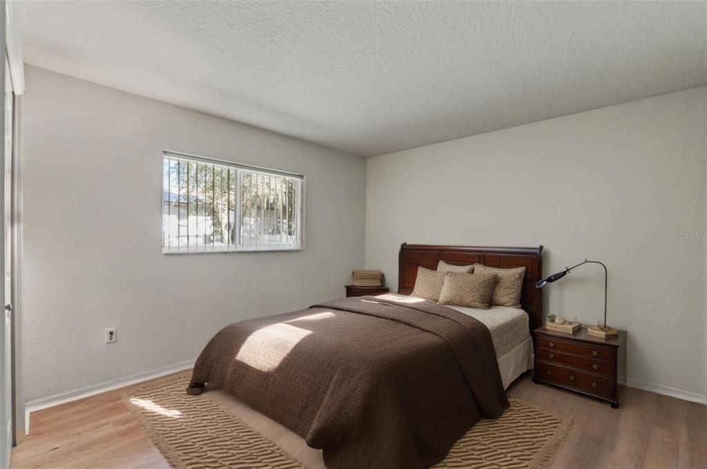 En Venta: $599,000 (3 camas, 2 baños, 2151 Pies cuadrados)