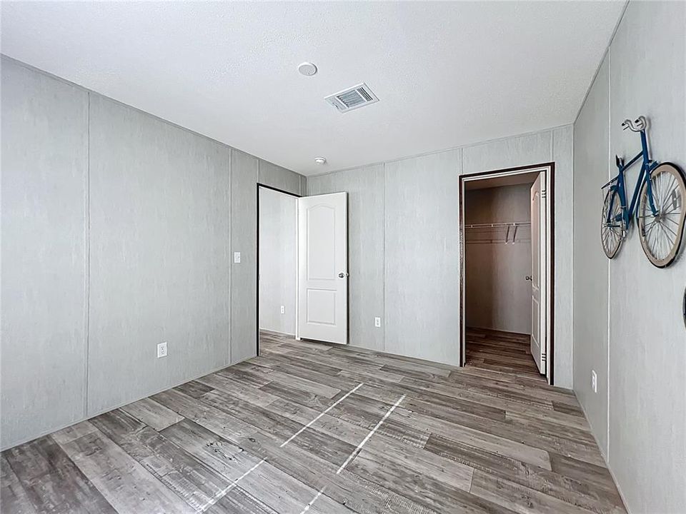 待售: $267,000 (4 贝兹, 2 浴室, 1768 平方英尺)