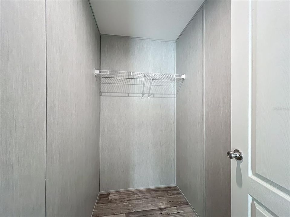 待售: $267,000 (4 贝兹, 2 浴室, 1768 平方英尺)