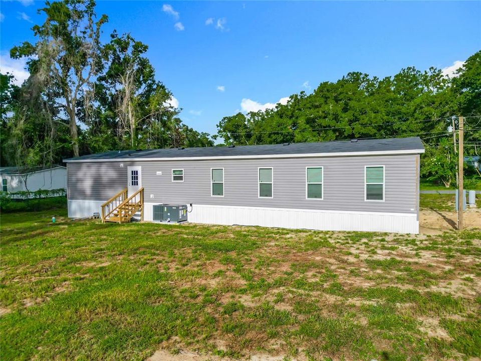 待售: $267,000 (4 贝兹, 2 浴室, 1768 平方英尺)