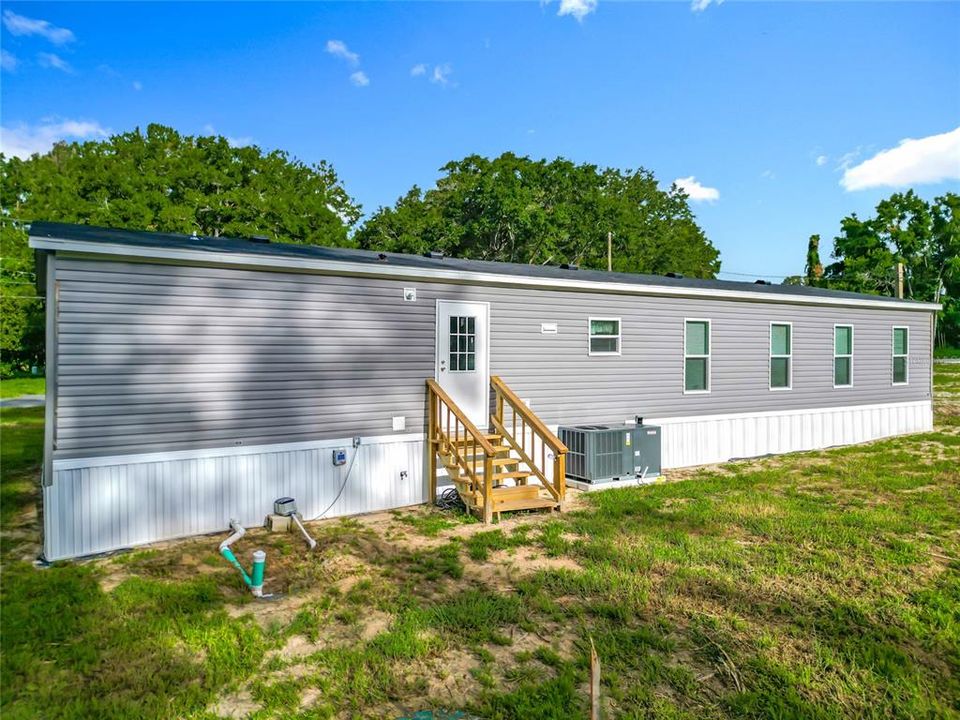 待售: $267,000 (4 贝兹, 2 浴室, 1768 平方英尺)