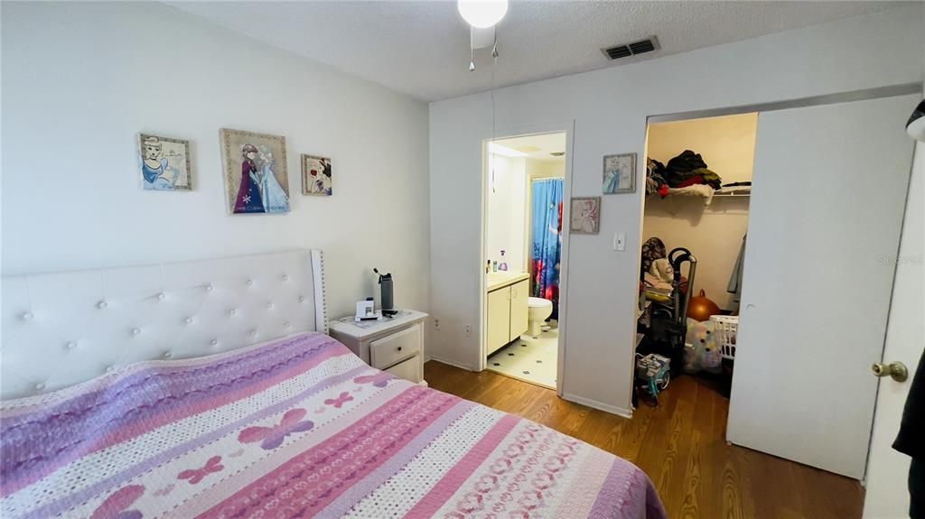 For Sale: $846,000 (8 beds, 0 baths, 4307 Square Feet)