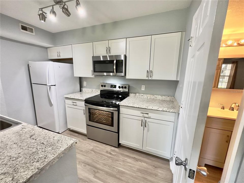 For Sale: $846,000 (8 beds, 0 baths, 4307 Square Feet)