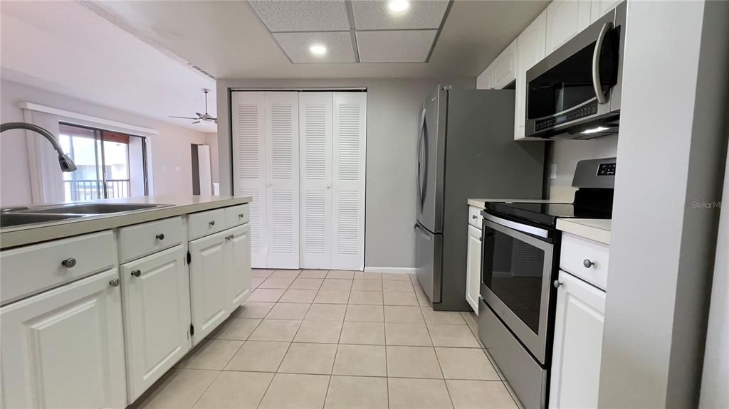 For Sale: $846,000 (8 beds, 0 baths, 4307 Square Feet)