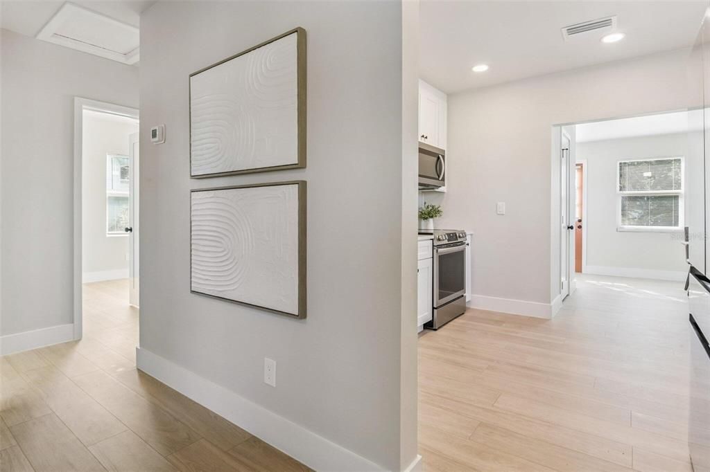 Activo con contrato: $269,900 (2 camas, 1 baños, 816 Pies cuadrados)