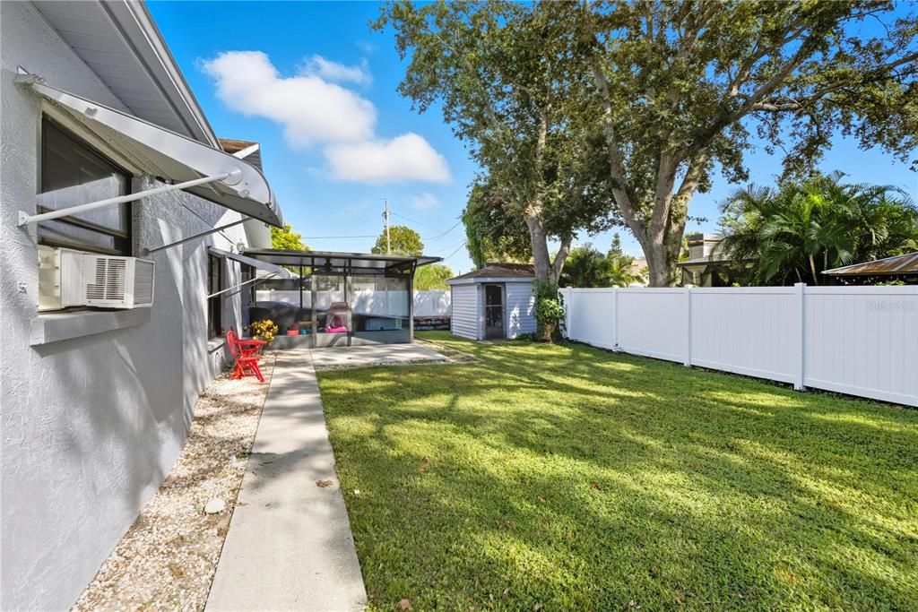 合同活跃: $244,900 (3 贝兹, 2 浴室, 1478 平方英尺)