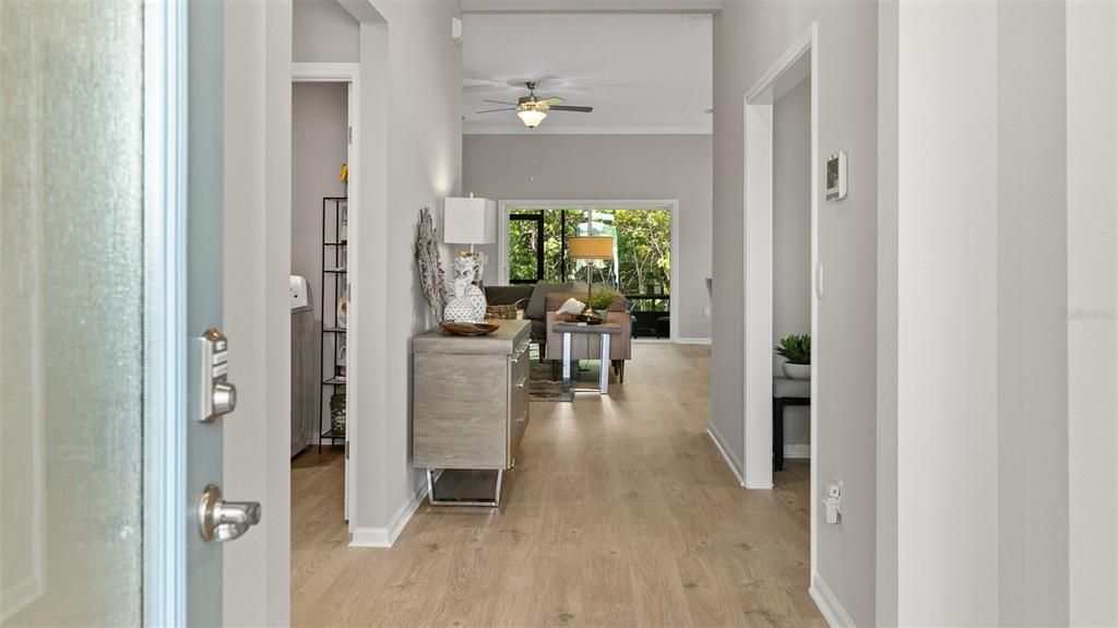 待售: $396,990 (4 贝兹, 2 浴室, 1986 平方英尺)