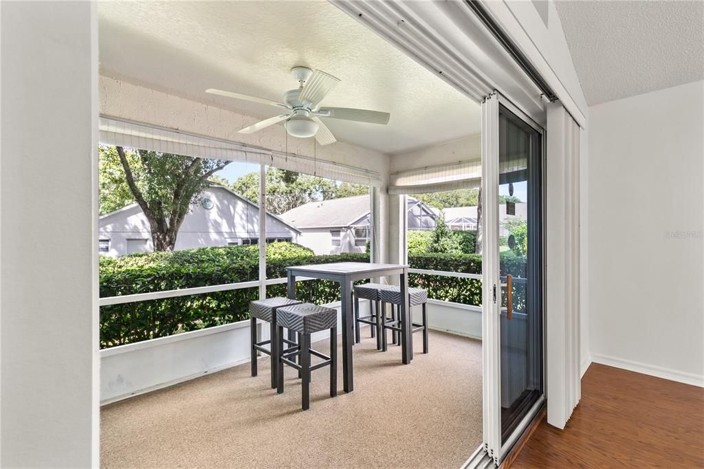 На продажу: $329,000 (2 спален, 2 ванн, 1713 Квадратных фут)