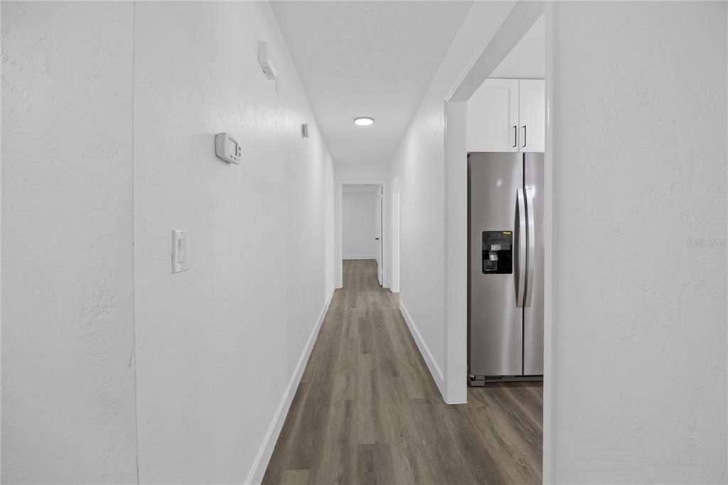 合同活跃: $469,900 (4 贝兹, 2 浴室, 2311 平方英尺)