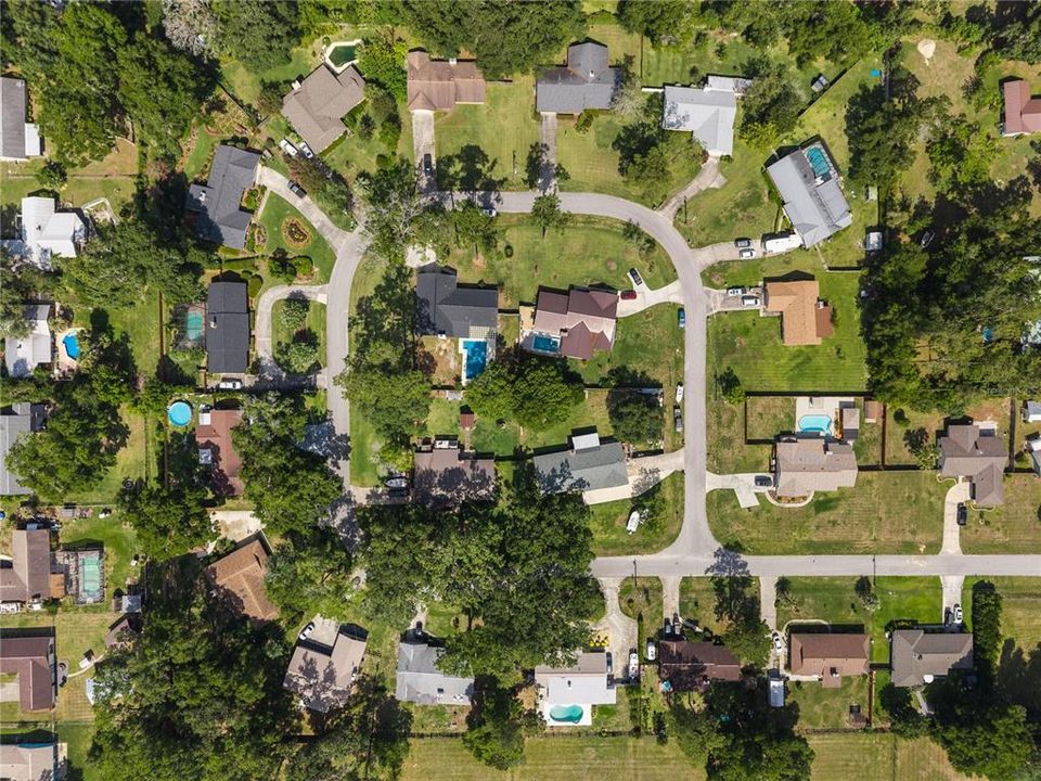 合同活跃: $469,900 (4 贝兹, 2 浴室, 2311 平方英尺)