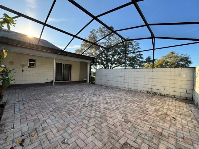 For Sale: $209,000 (2 beds, 2 baths, 1398 Square Feet)