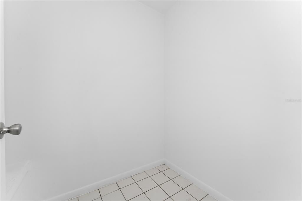 For Sale: $209,000 (2 beds, 2 baths, 1398 Square Feet)