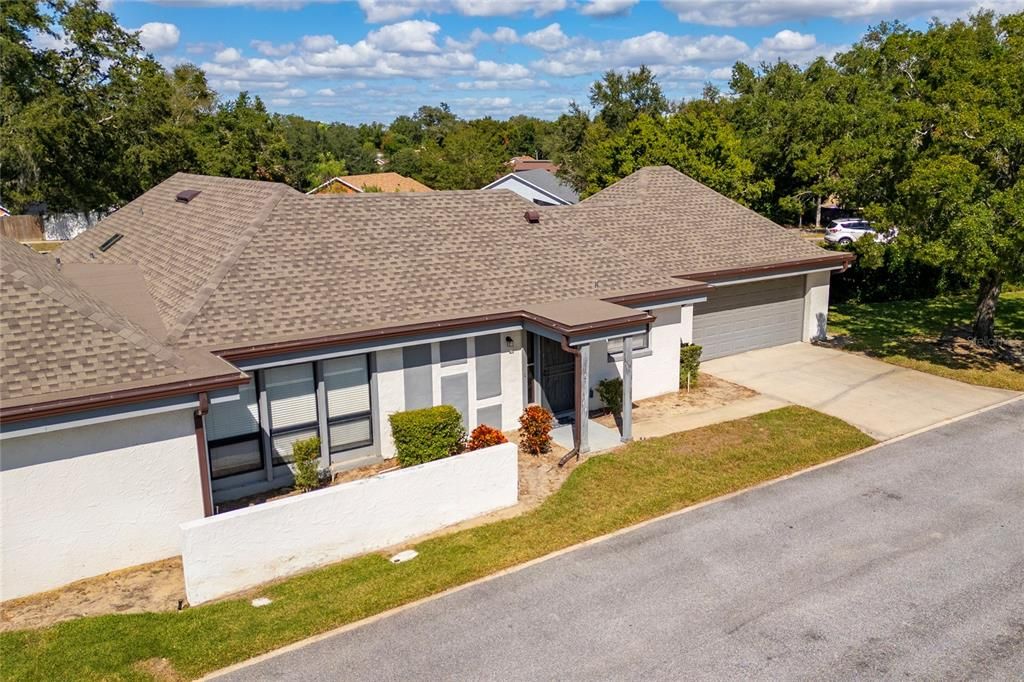 For Sale: $209,000 (2 beds, 2 baths, 1398 Square Feet)