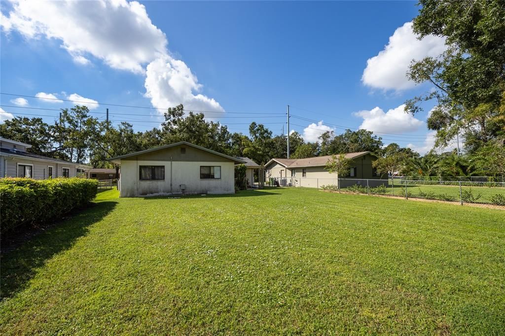 待售: $950,000 (9 贝兹, 0 浴室, 4418 平方英尺)