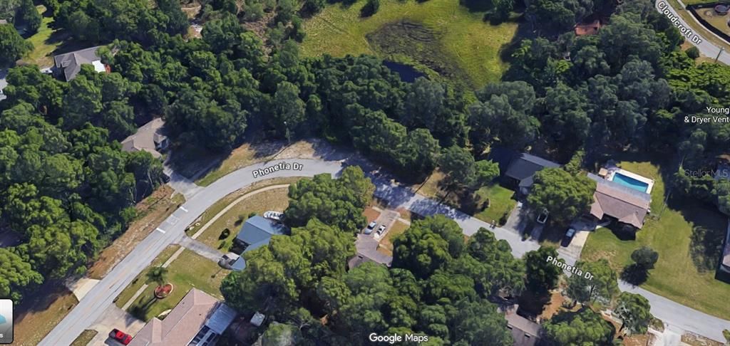 На продажу: $35,000 (0.40 acres)